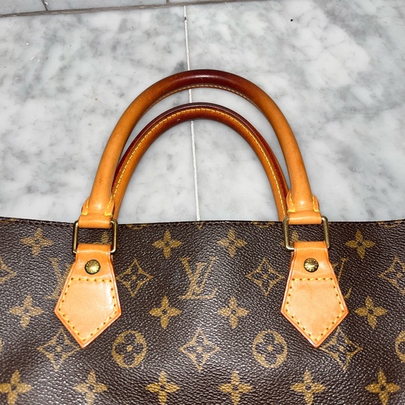 Louis Vuitton authentic Sak Plat tote bag - Picture 6 of 16